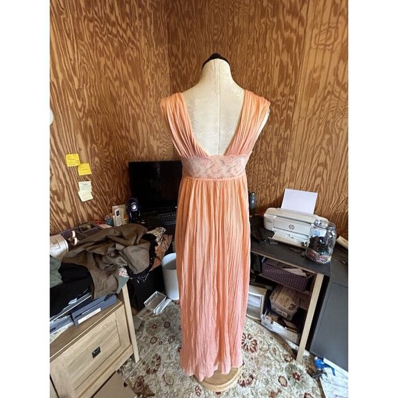 Vintage Annique by Rosa Puleo Szule Peach Maxi Crinkle Fabric Nightgown Sz S - Picture 6 of 7